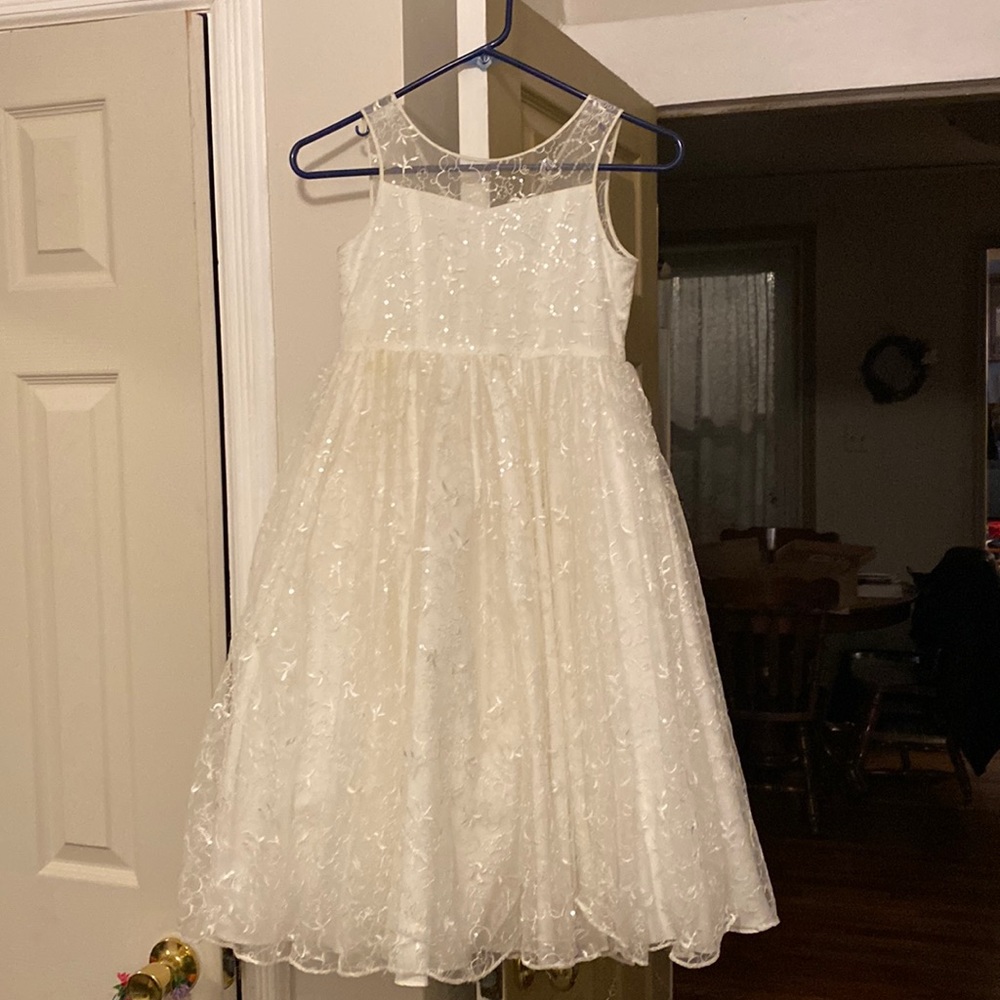 David’s Bridal Flower Girl Dress
